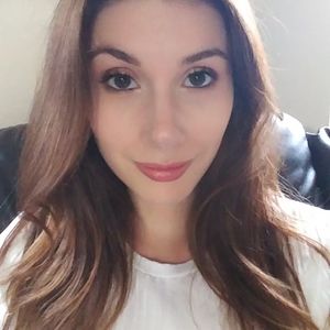 Meet your Posher, Julie